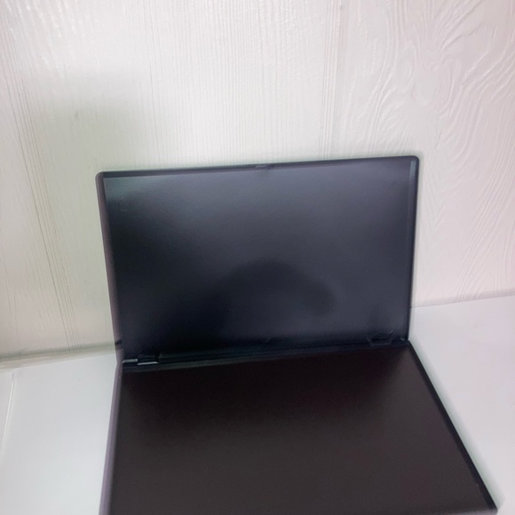 Magnetic palette

6x9 

Brand new in black - Picture 5 of 9